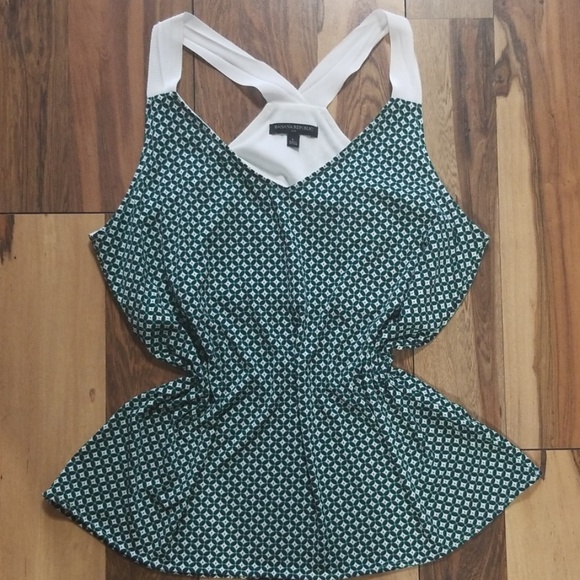 Banana Republic navy and green tank - Picture 8 of 8